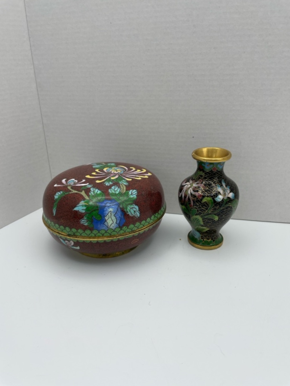 Cloisonné Decorative Trinket Box and Vase Set - Maroon & Black Floral